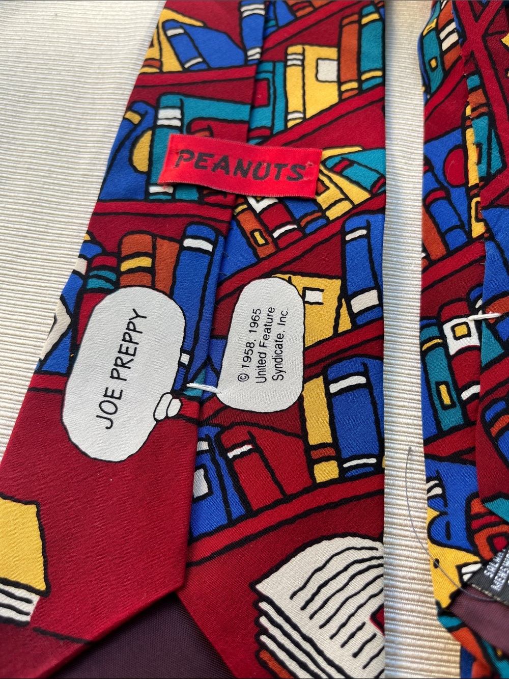 Peanuts Snoopy Joe Preppy Reading Library Tie books in Red, Blue, Yellow, White - Picture 3 of 7